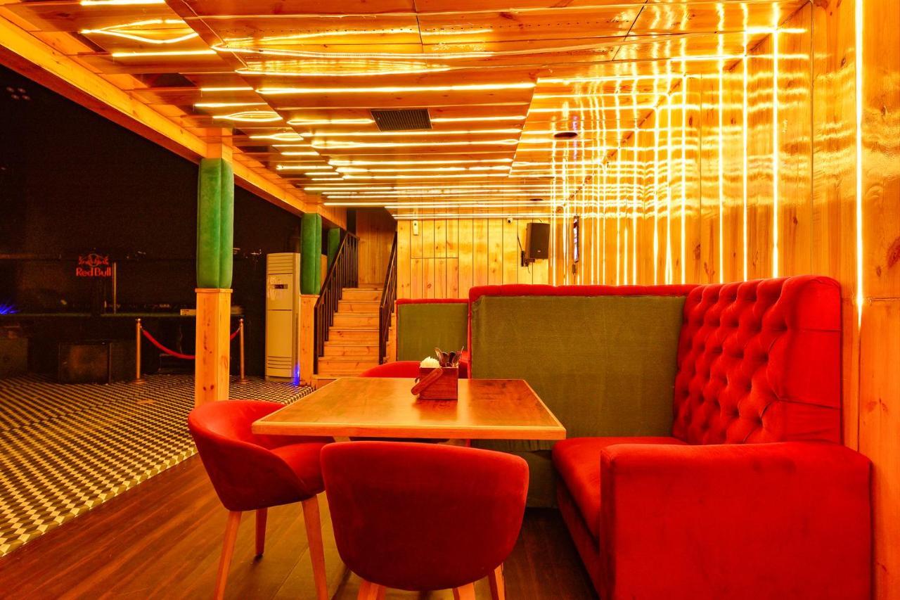 Fabhotel Queens Hub Jaipur Extérieur photo